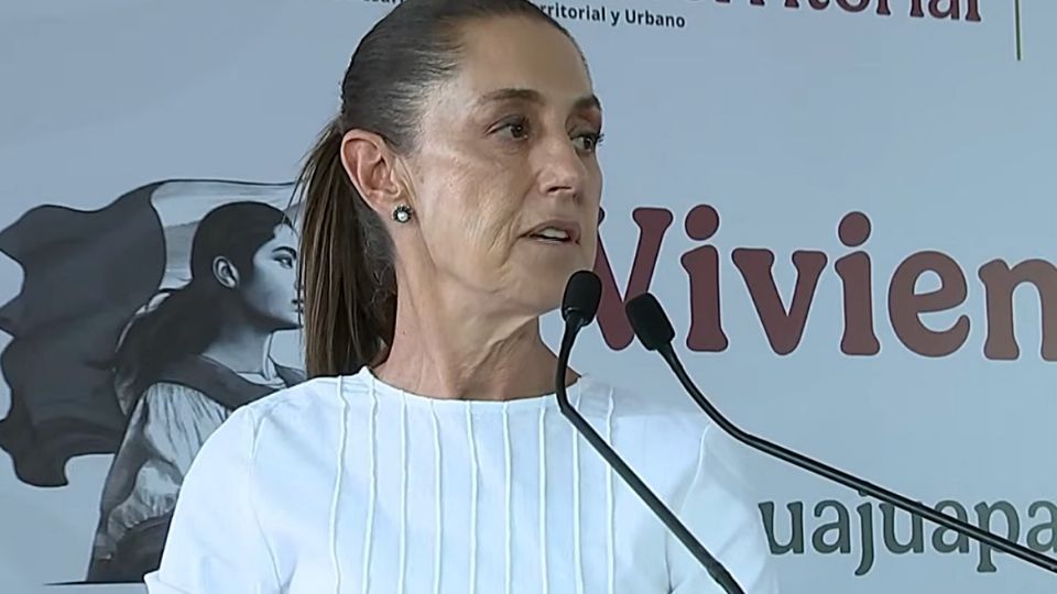 Sheinbaum defiende a Murat de abucheos e insultos; omite que fue gobernador de Oaxaca por el PRI