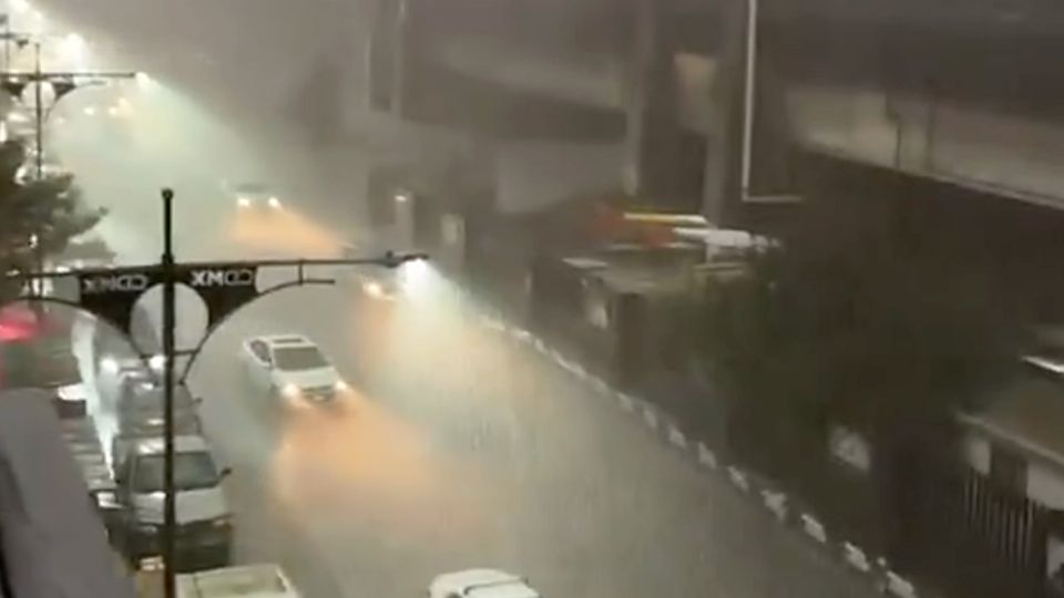 Activan alerta amarilla por fuertes lluvias en toda la CDMX; reportan caída de granizo en Iztacalco