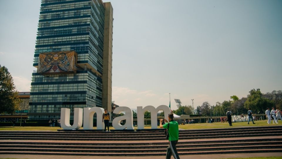 Aspirantes seleccionados rechazan aplicación de examen de control; convocan a marcha en la UNAM