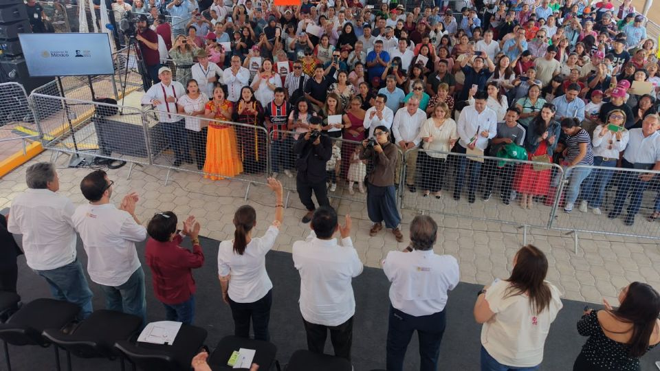 “Morena decía que todo cambiaría, mentiras, la misma porquería”: CNTE encara nuevamente a Sheinbaum durante su gira por Oaxaca
