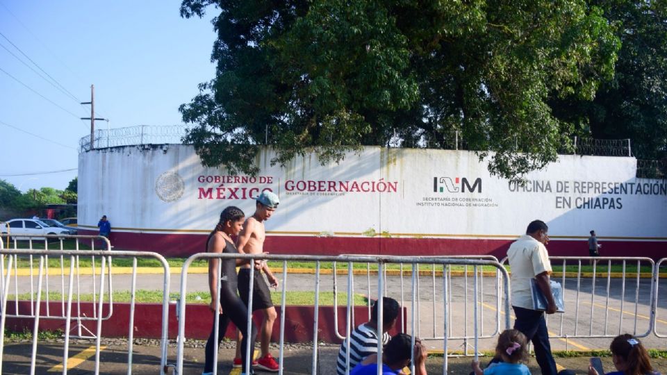 Acusan a dos personas de provocar un incendio durante motín en estación migratoria de Chiapas
